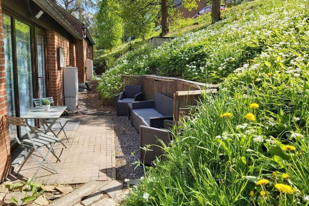 D-Peace Villa Hastiere-par-dela Exteriör bild